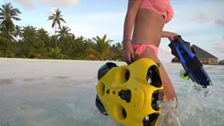 Underwater selfie drone