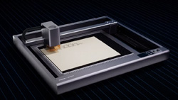 The Davcarve L1 laser engraver and cutter